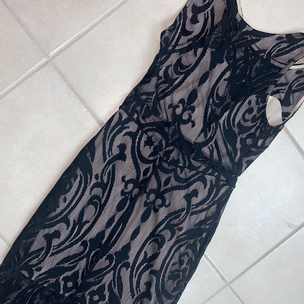 Cameo Black Lace Maxi Dress Medium - Picture 4 of 5